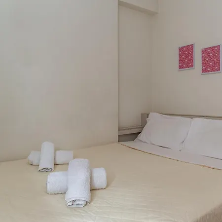 Elvita 3 * Atene